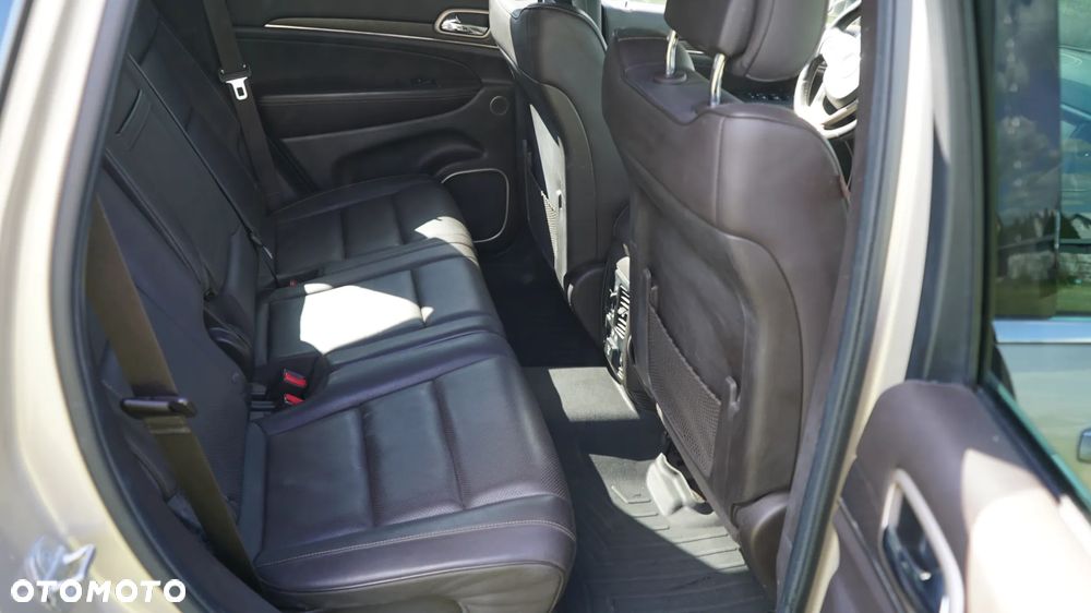 Jeep Grand Cherokee 3.6 V6 Overland Summit - 11