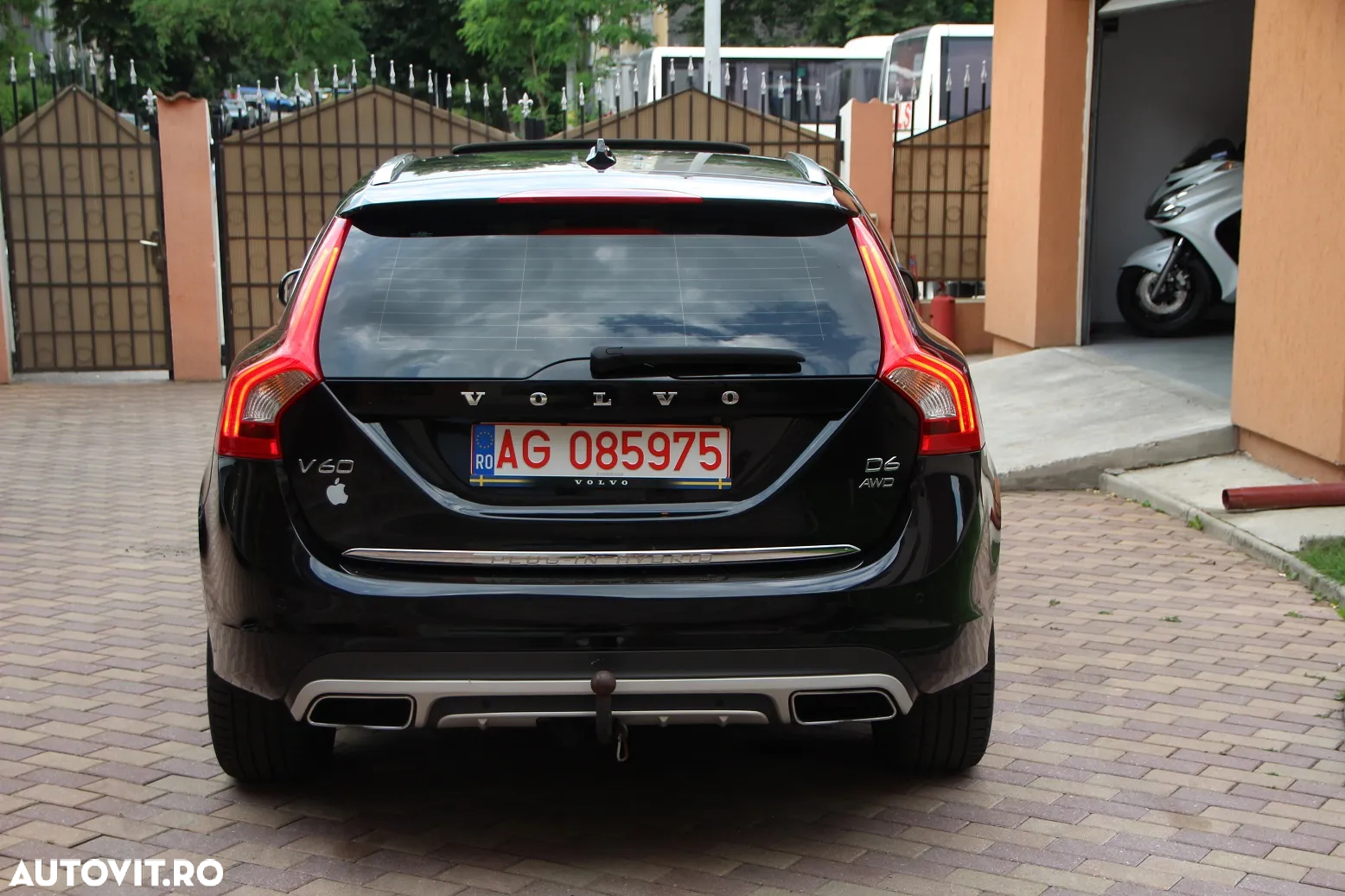 Volvo V60 D6 Twin Engine Geartronic Summum - 5