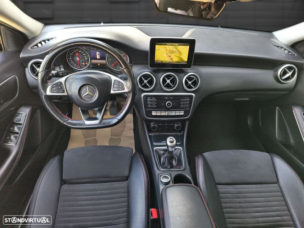 Mercedes-Benz A 180 d AMG Line - 10