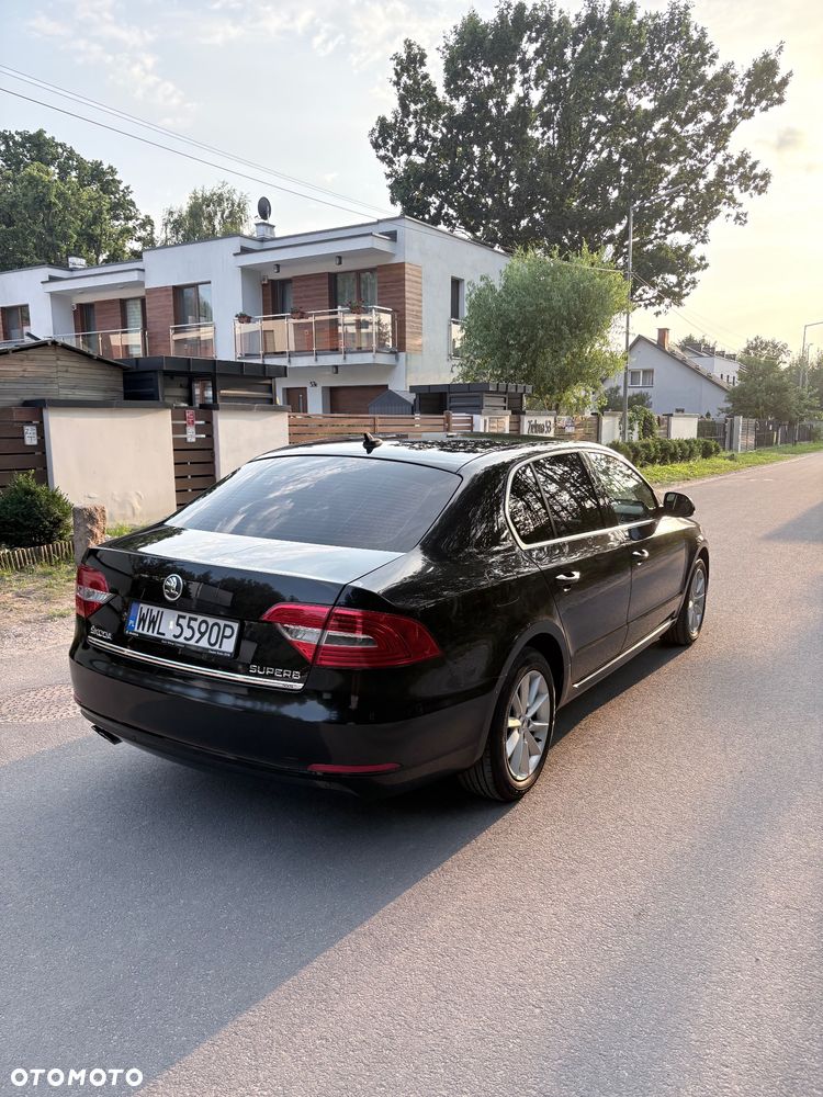 Skoda Superb 2.0 TDI 4x4 Ambition DSG - 6