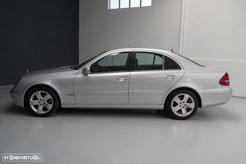 Mercedes-Benz E 270 - 23