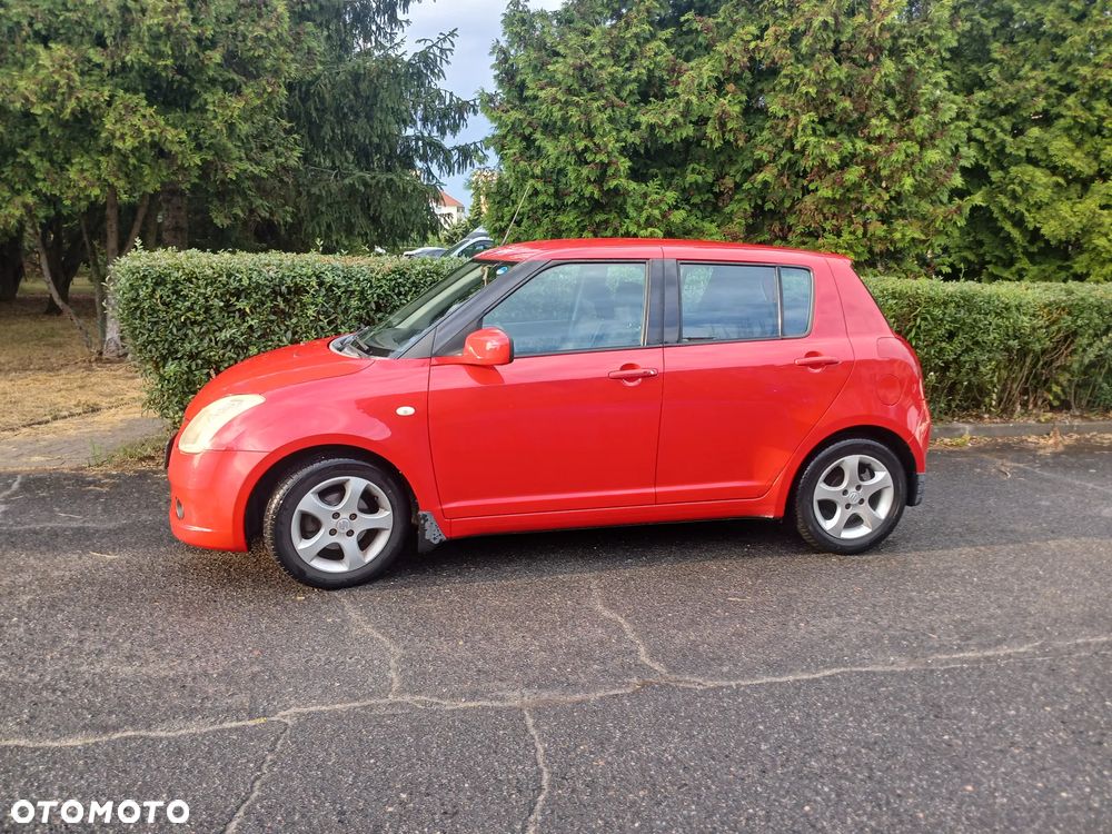 Suzuki Swift - 2