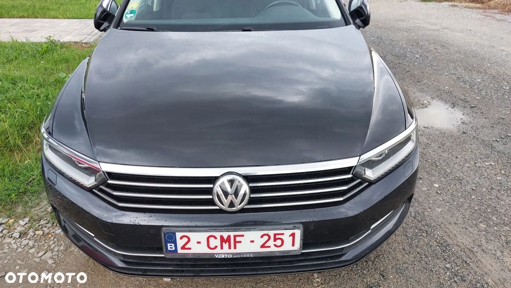 Volkswagen Passat - 14