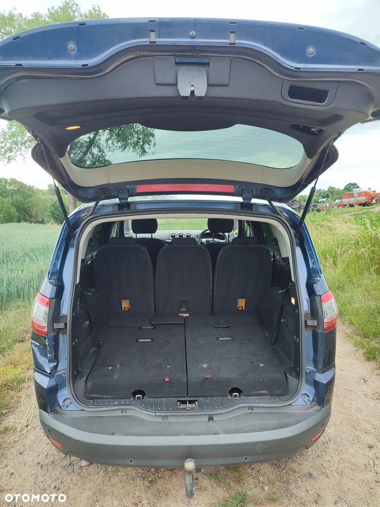 Ford S-Max - 33