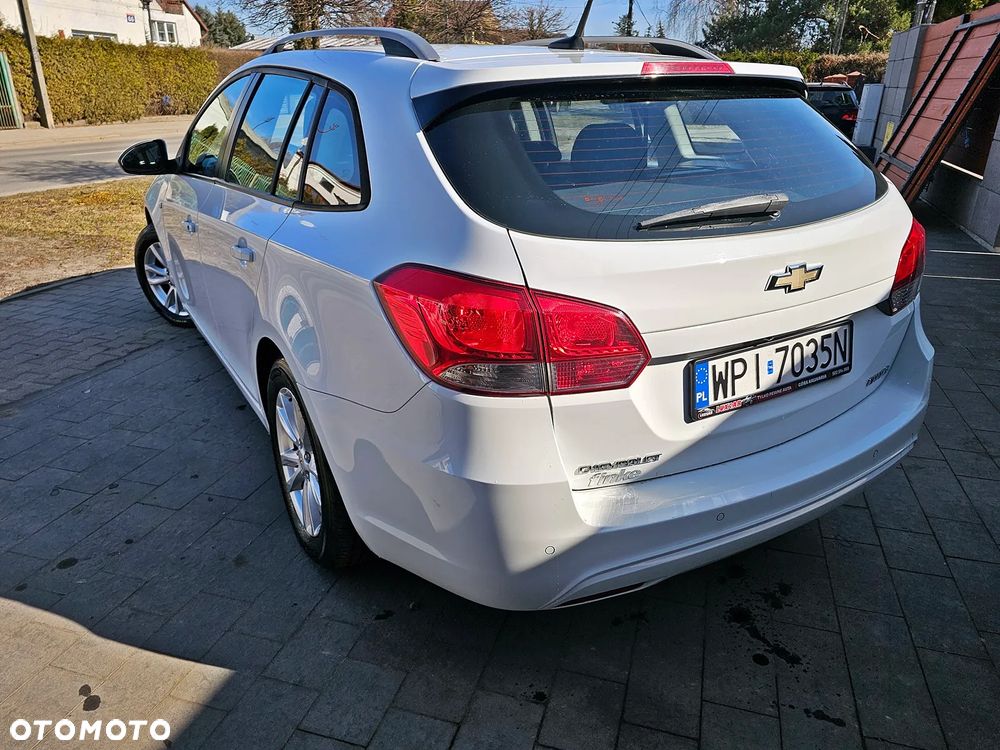 Chevrolet Cruze - 10