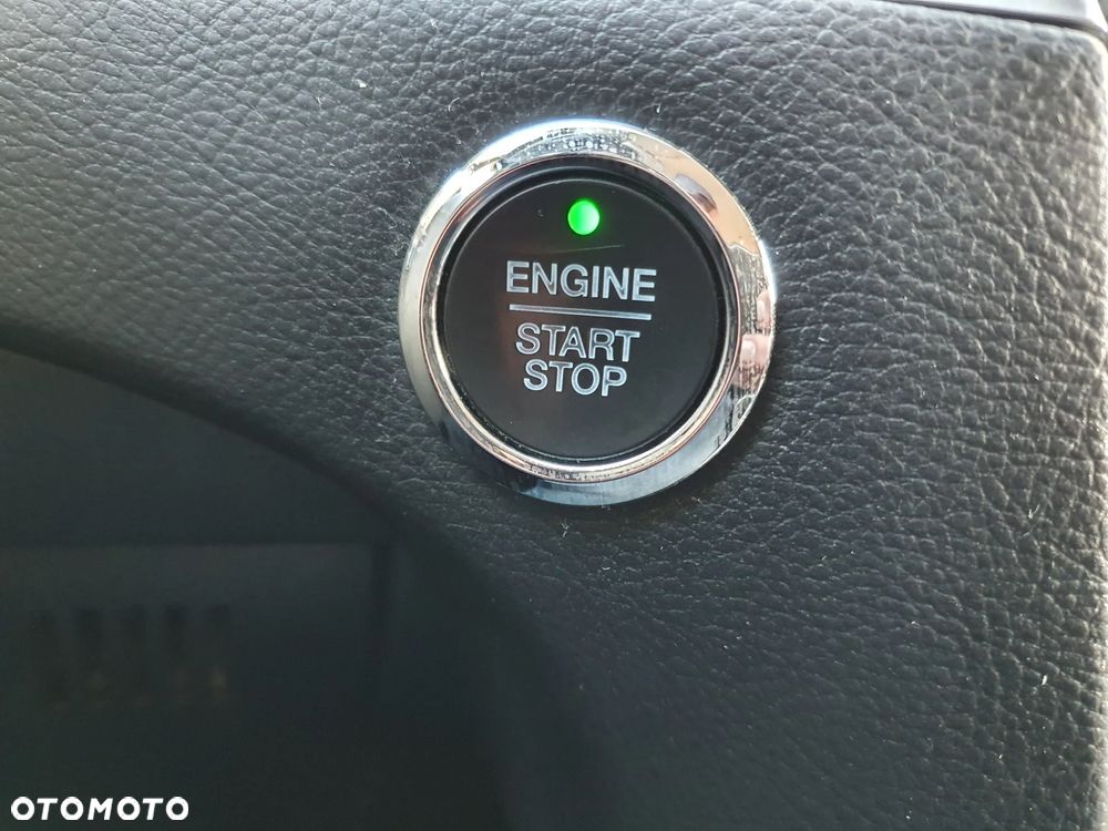 Ford S-Max 2.0 TDCi Titanium PowerShift - 9