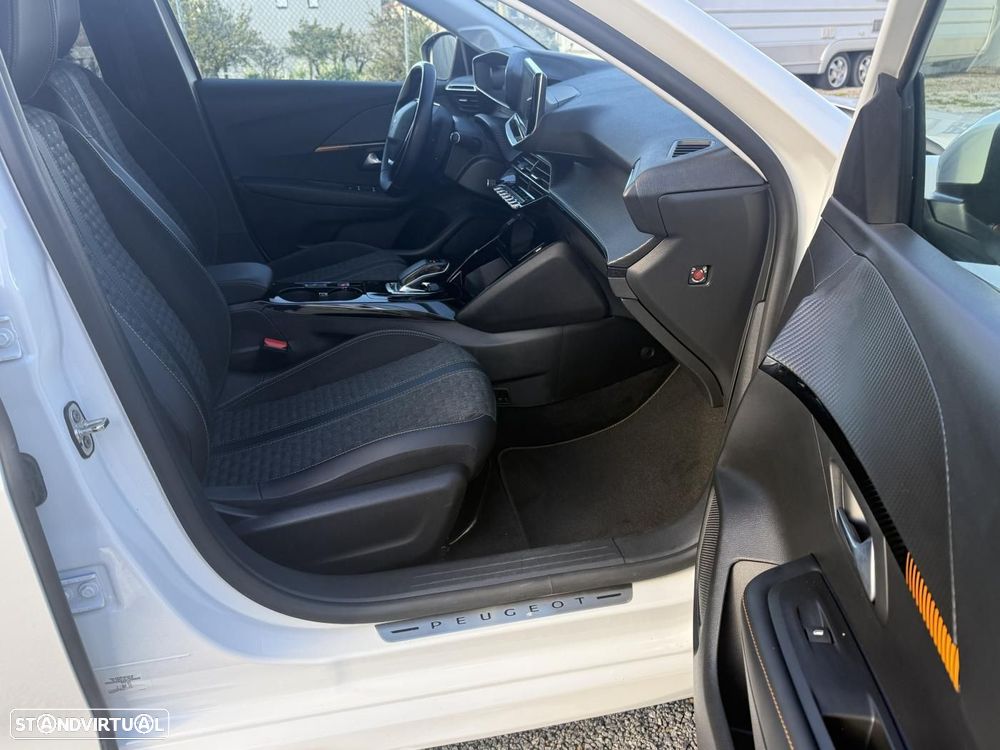 Peugeot e-208 50 kWh Allure - 39