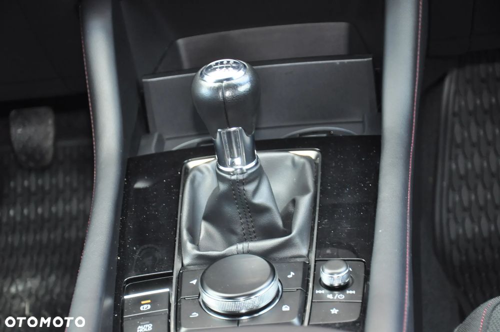 Mazda 3 e-SKYACTIV-G 2.0 M HYBRID 150 HOMURA - 33