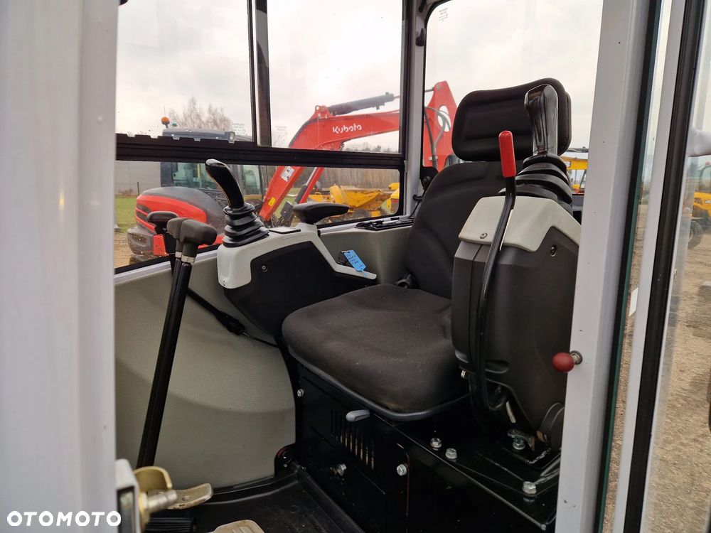 Wacker Neuson EZ 28Vds , Kubota KX 61-3 , Volvo EC 27, JCB 8026cts , Komatsu PC 16 , cat 301.6 - 12