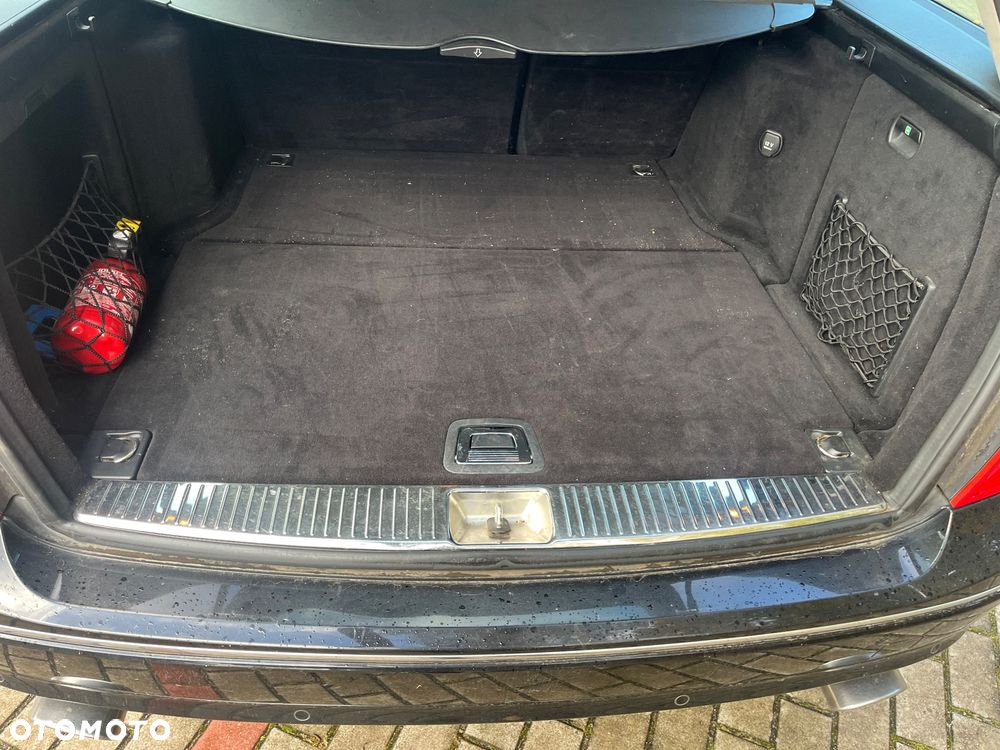 Mercedes-Benz Klasa C 320 T CDI 7G-TRONIC Elegance - 24