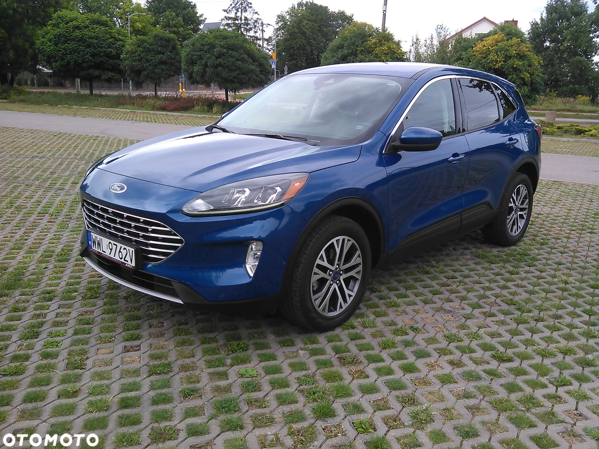 Ford Kuga - 2