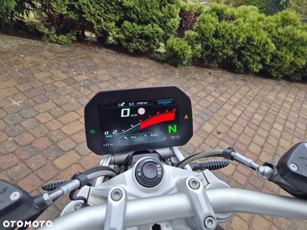 BMW R - 26