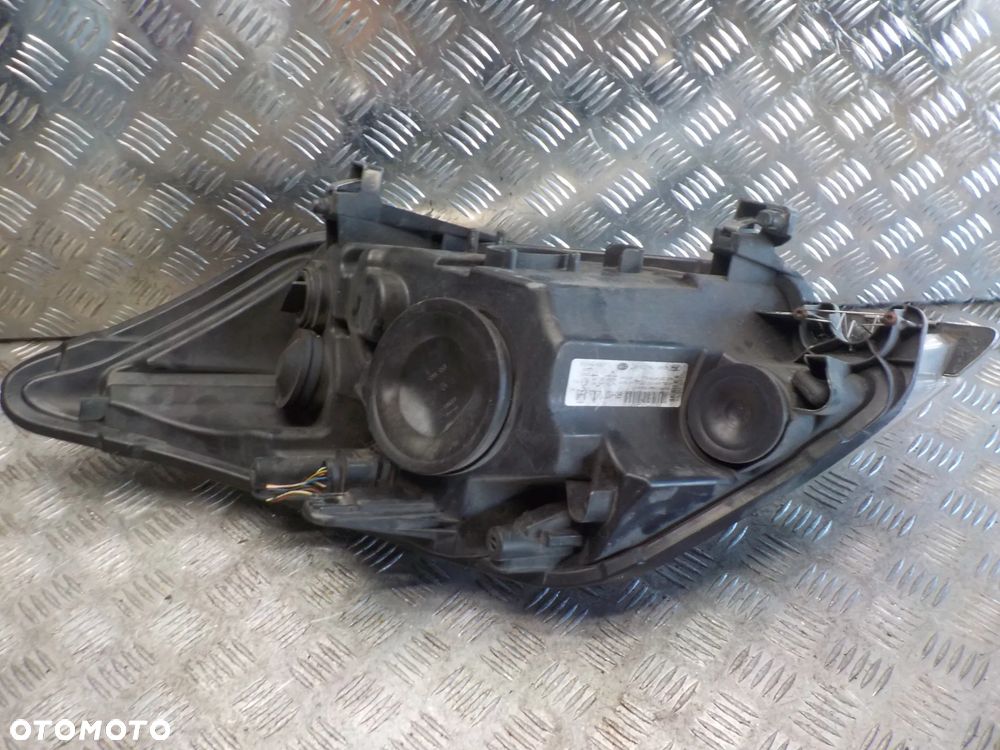 FORD KUGA MK1 LAMPA PRAWA PRZÓD WERSJA ANGIELSKA 8V41-13W029-BE - 3