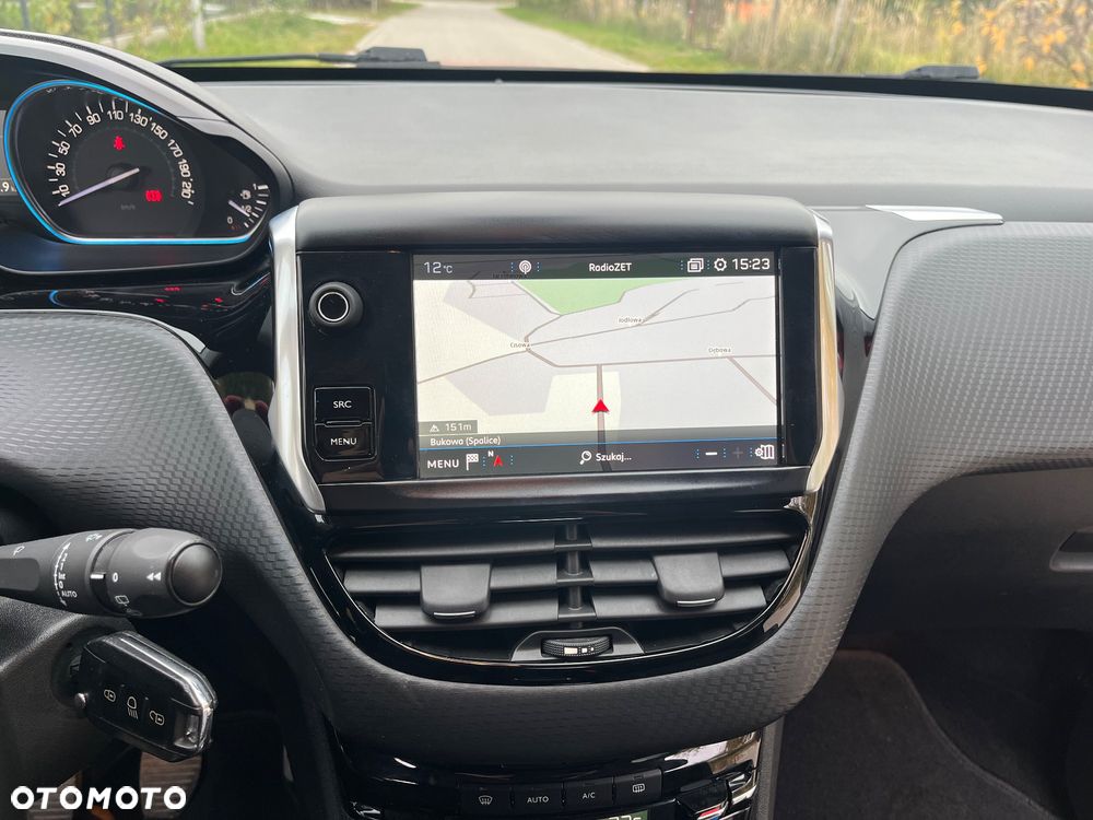 Peugeot 2008 - 11