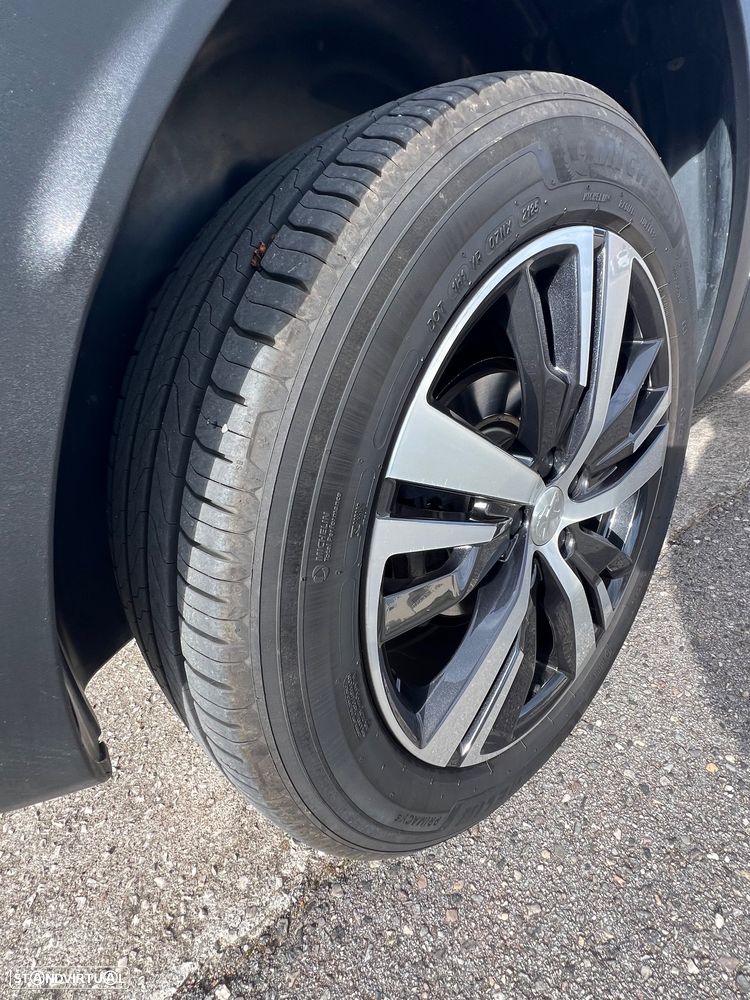 Peugeot 3008 1.6 BlueHDi GT Line EAT6 - 12