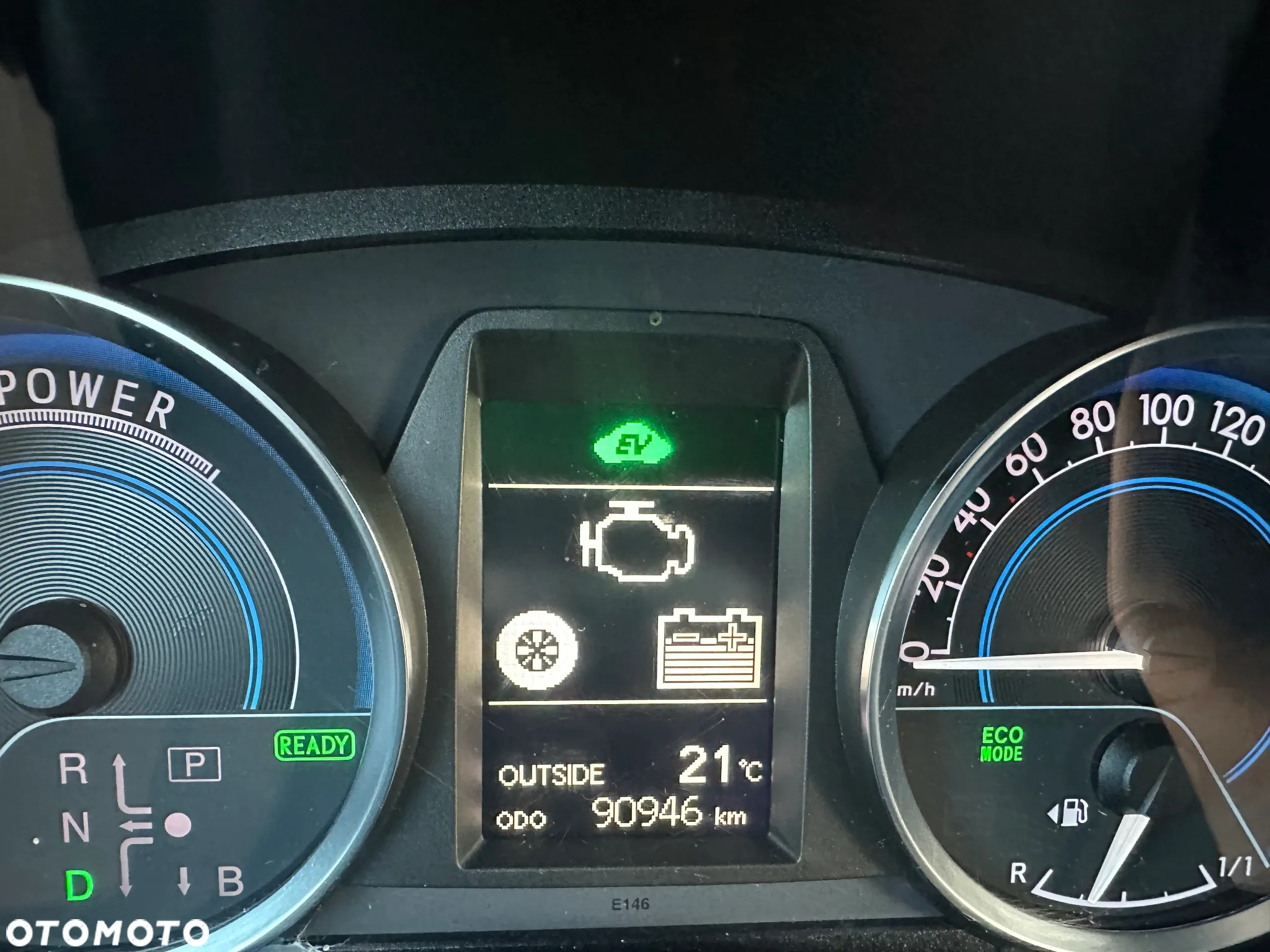 Toyota Auris 1.8 HSD Prestige NAVI - 22