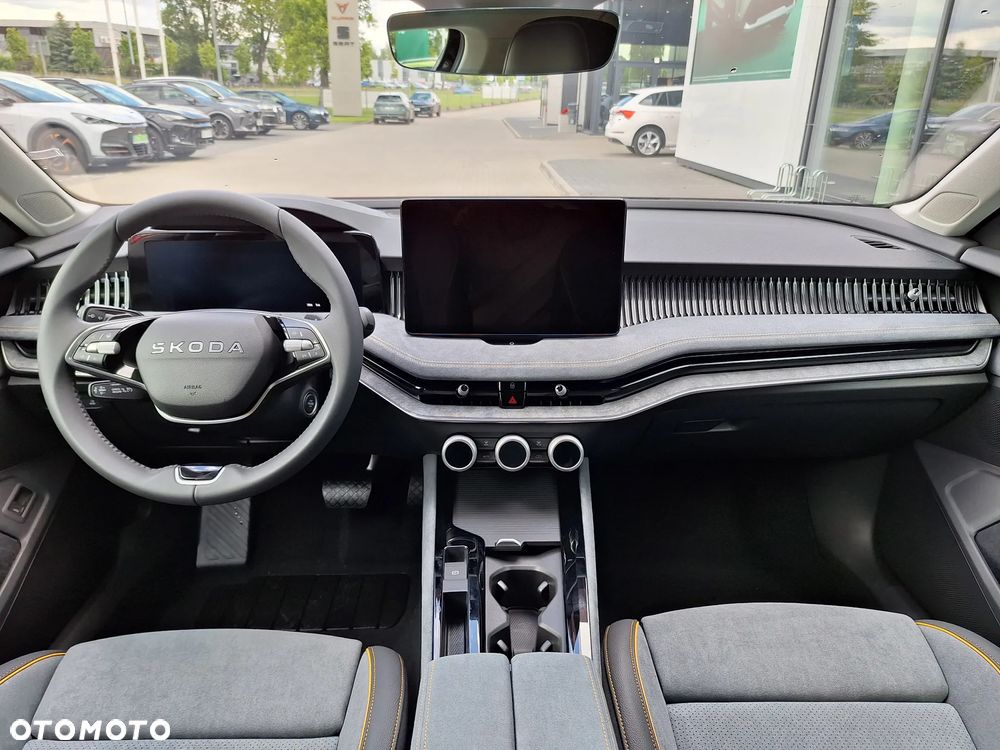 Skoda Superb 2.0 TSI Edition 130 DSG - 14