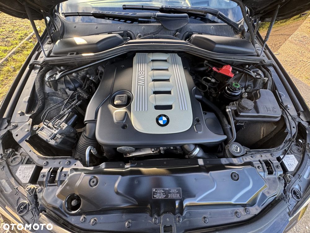 BMW Seria 5 530d Sport-Aut Edition Sport - 6
