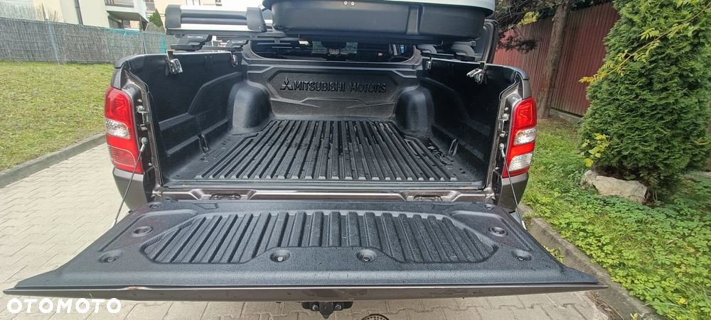 Mitsubishi L200 - 6