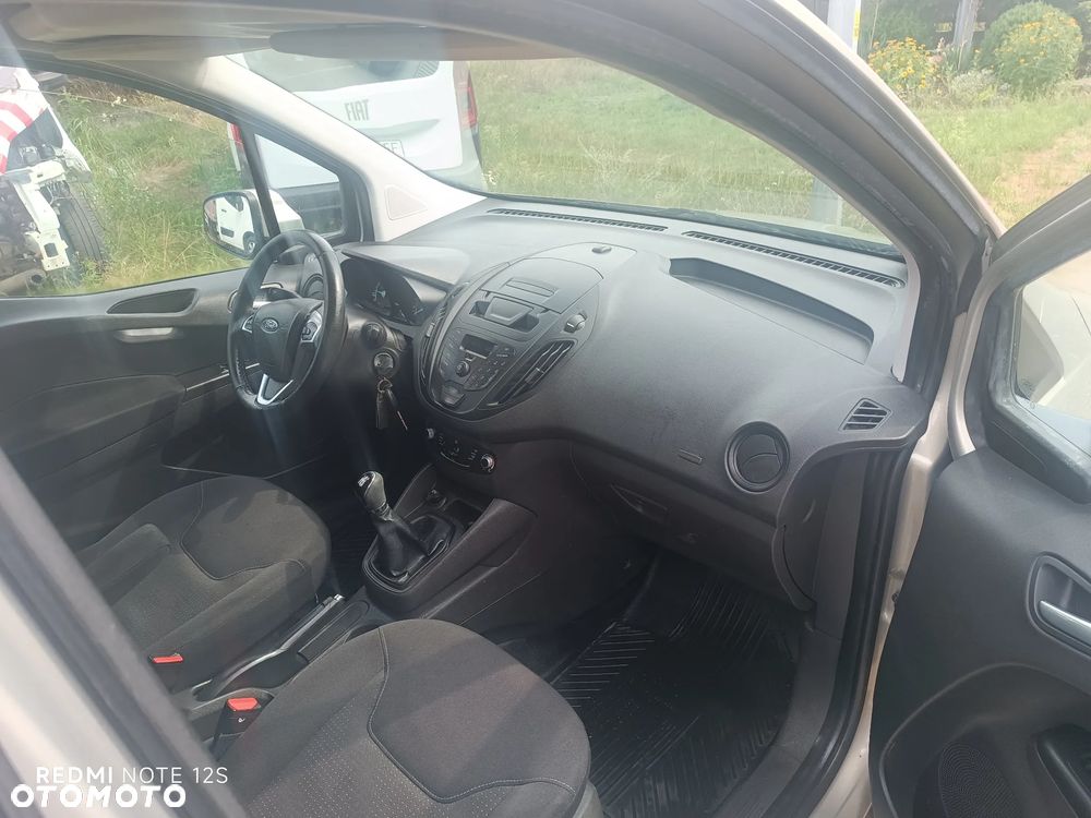 Ford Courier - 8