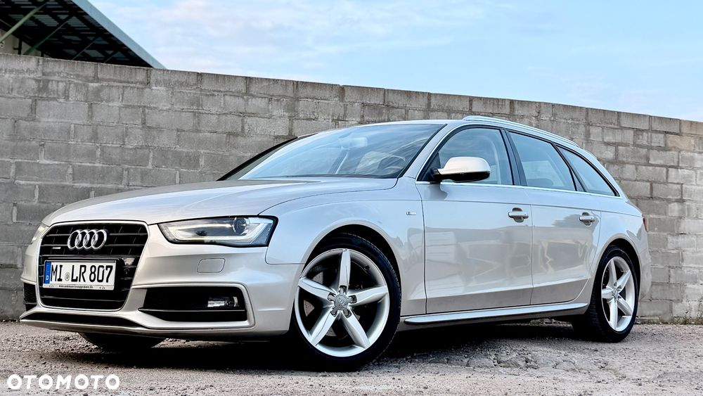 Audi A4 Avant 2.0 TDI DPF clean diesel quattro S tronic S line Sportpaket - 6