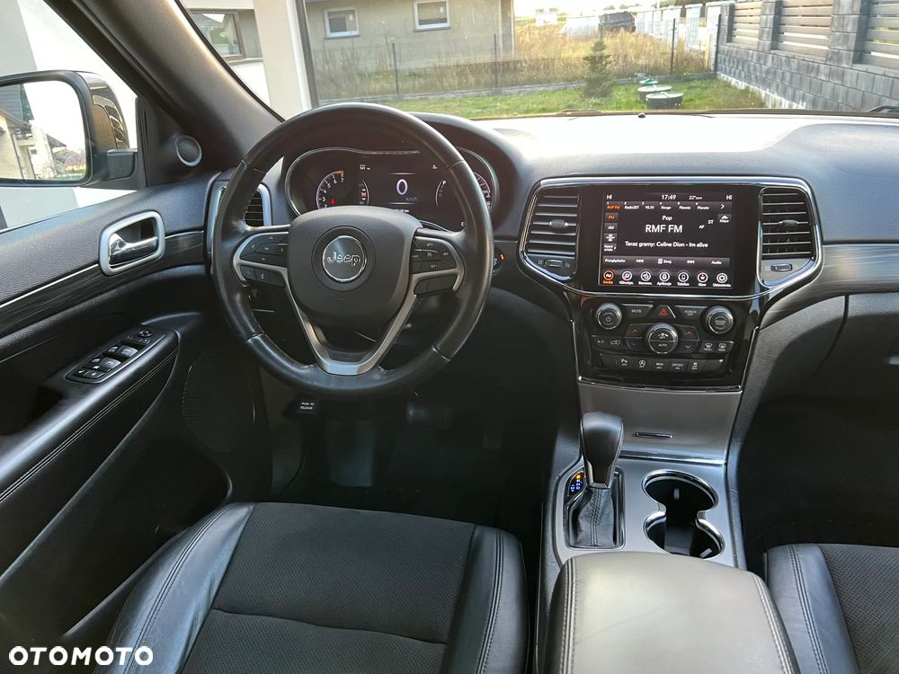 Jeep Grand Cherokee - 20