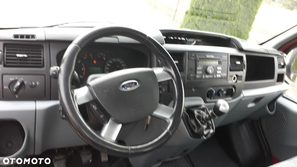 Ford Transit - 6