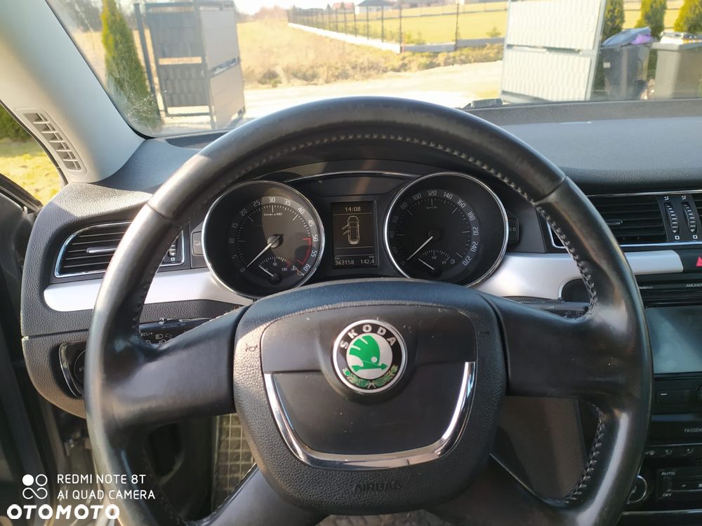 Skoda Superb 2.0 TDI DSG Comfort - 11