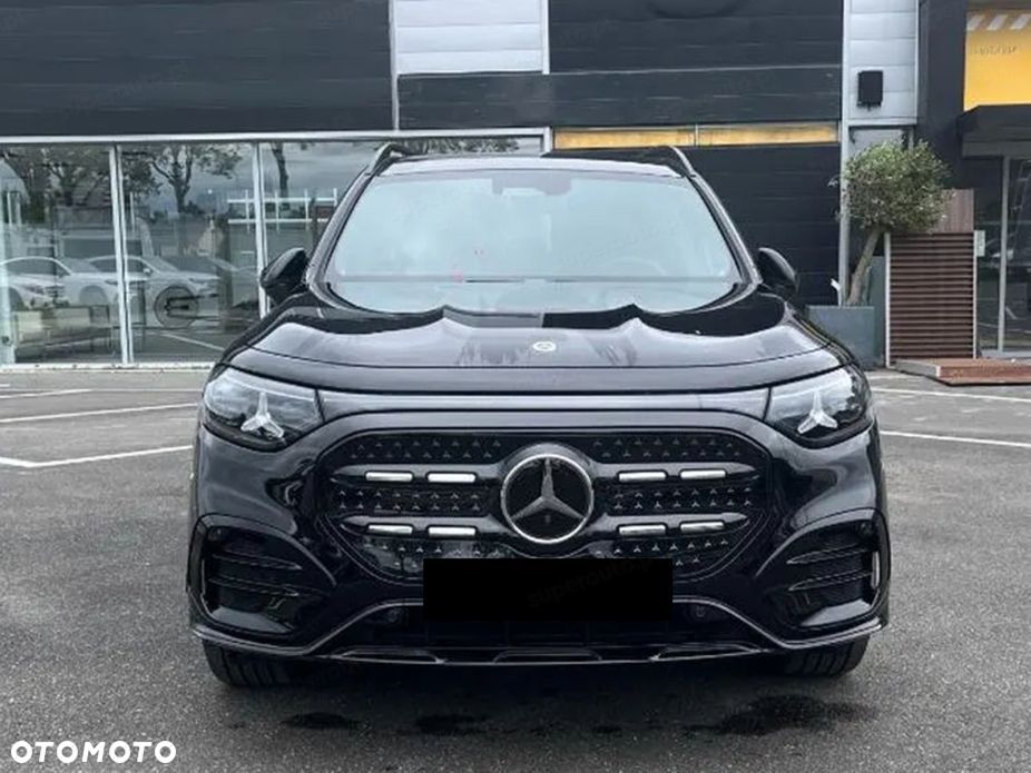 Mercedes-Benz GLB - 3
