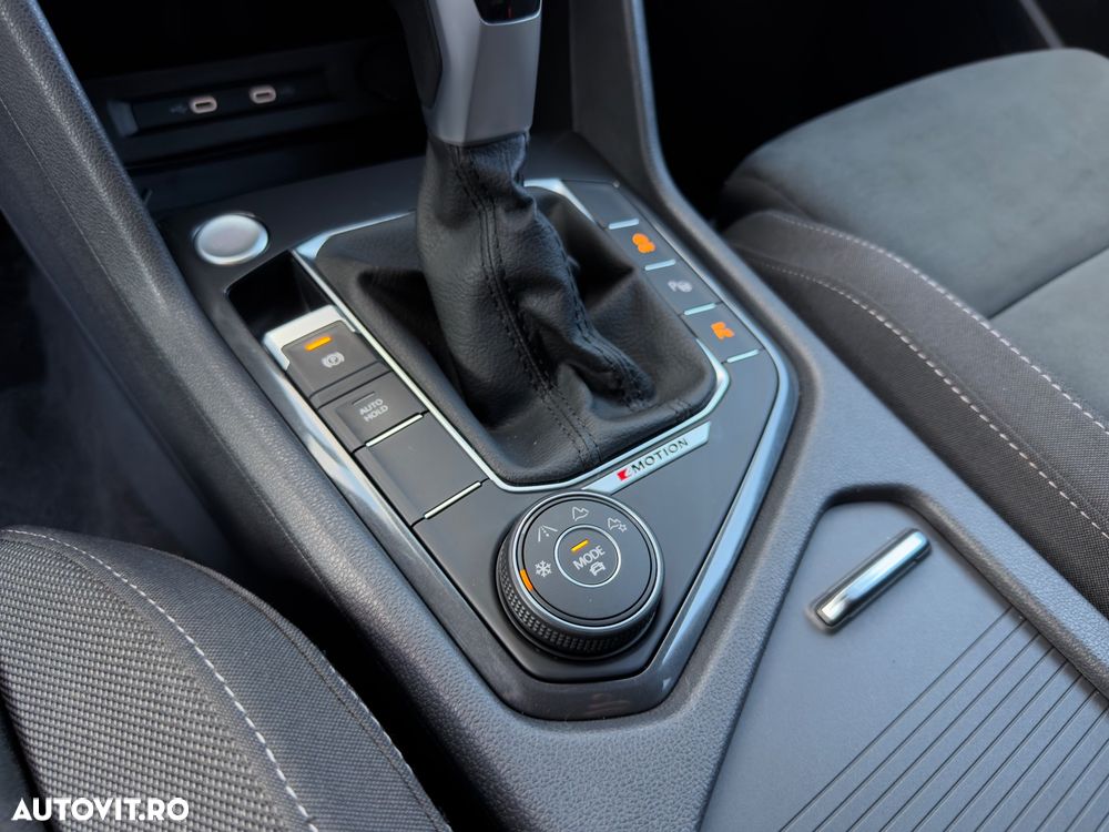 Volkswagen Tiguan - 13