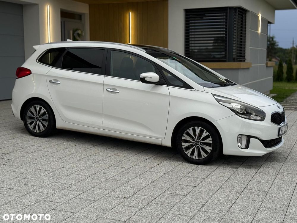 Kia Carens 1.7 CRDi L 7os 7DCT - 4