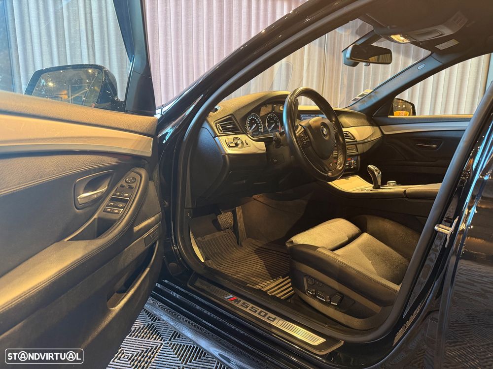 BMW M550d xDrive Auto - 21