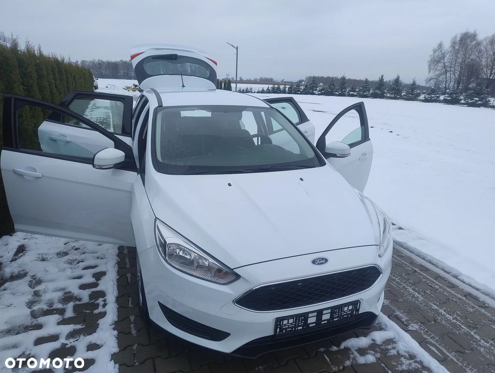 Ford Focus 1.6 Edition - 4