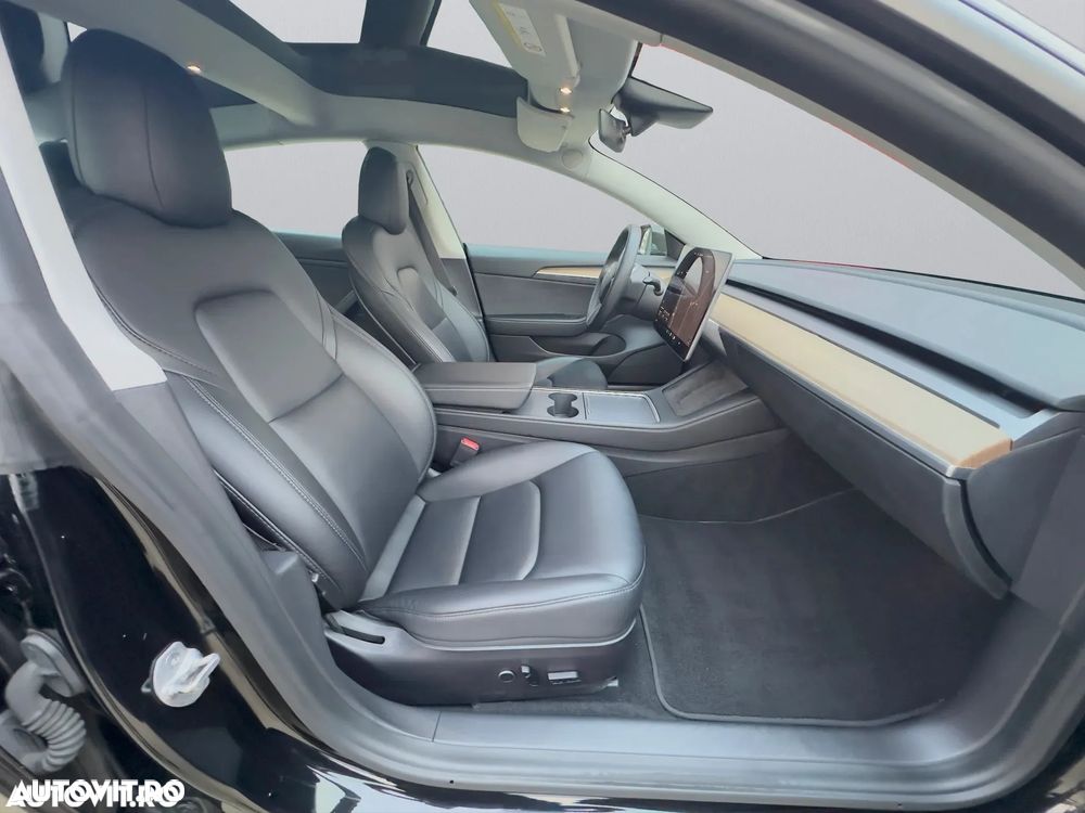 Tesla Model 3 Langstreckenbatterie Allradantrieb Dual Motor - 17