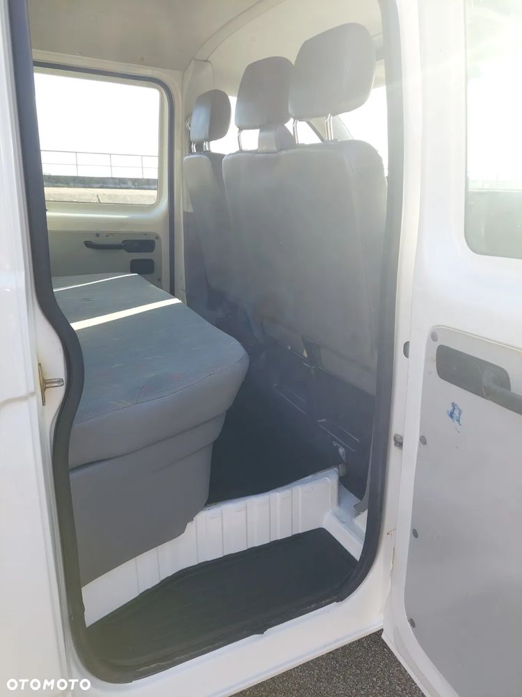 Volkswagen TRANSPORTER - 13