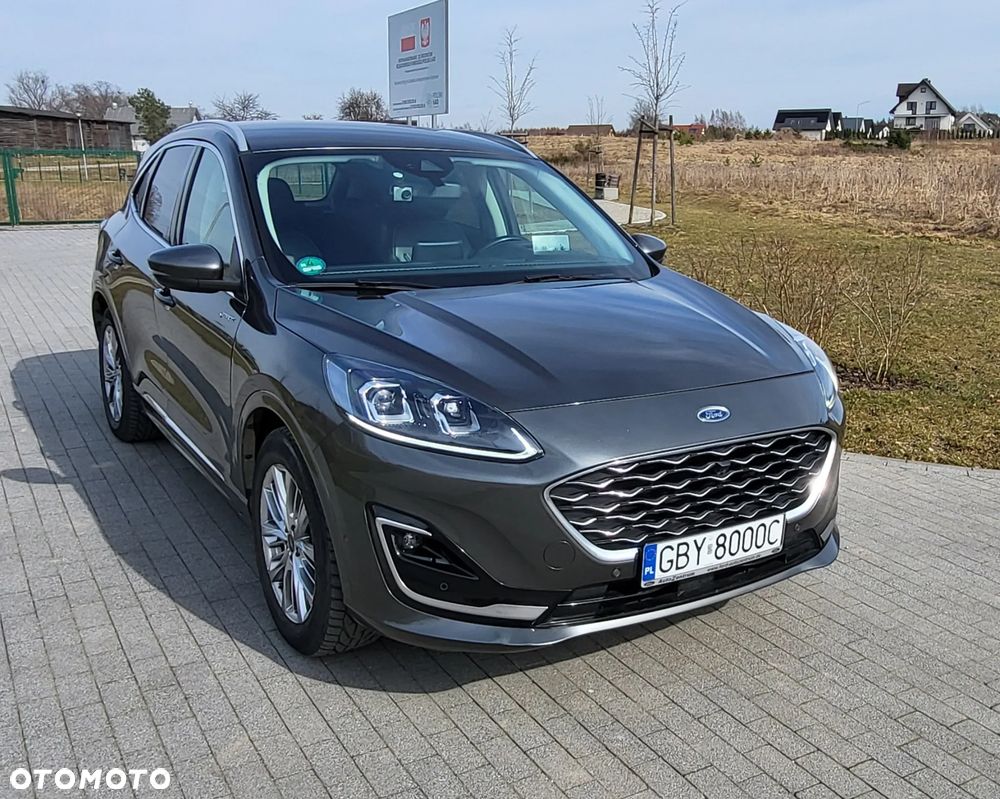 Ford Kuga - 1