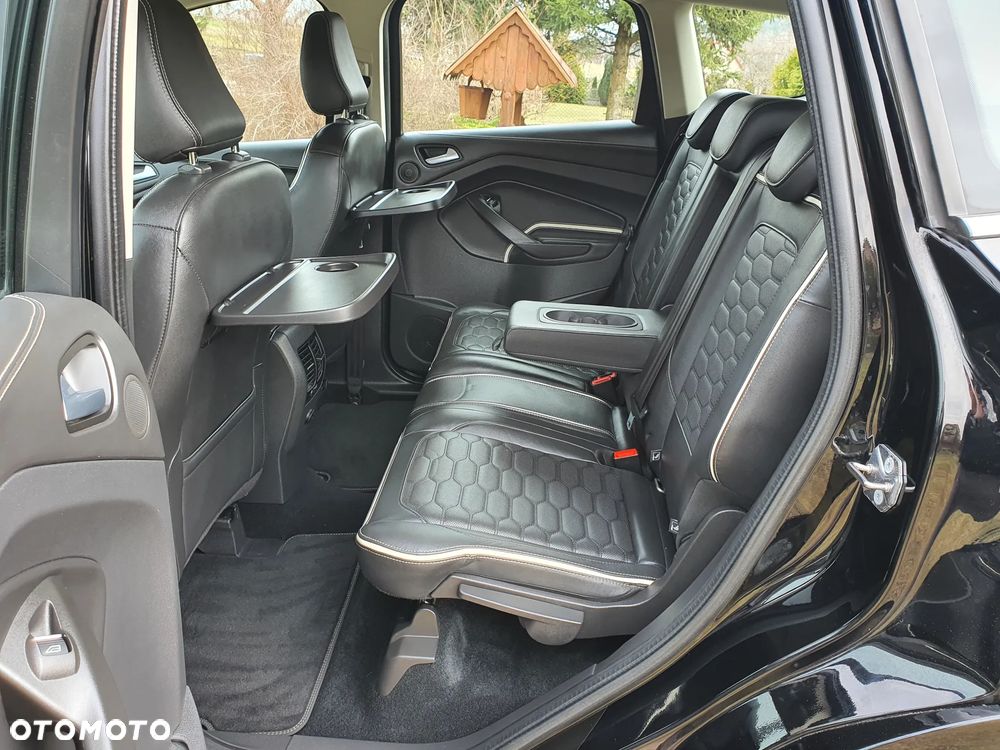 Ford Kuga 2.0 TDCi 4x4 Vignale - 24