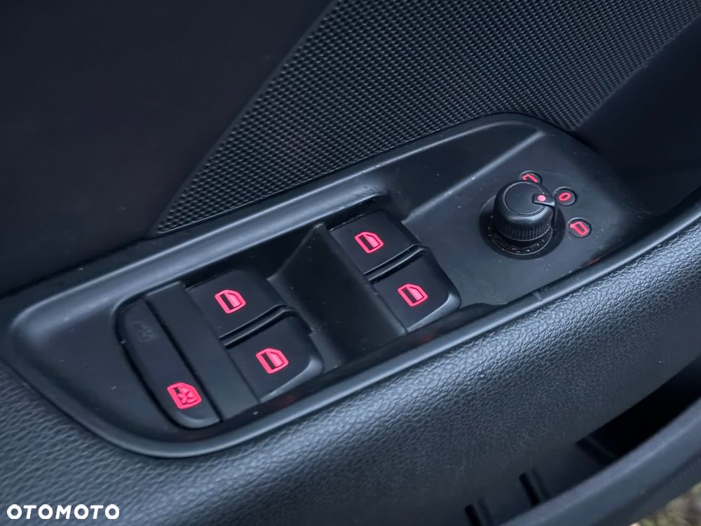 Audi A3 Sportback 1.4 TFSI g-tron S tronic Ambiente - 16