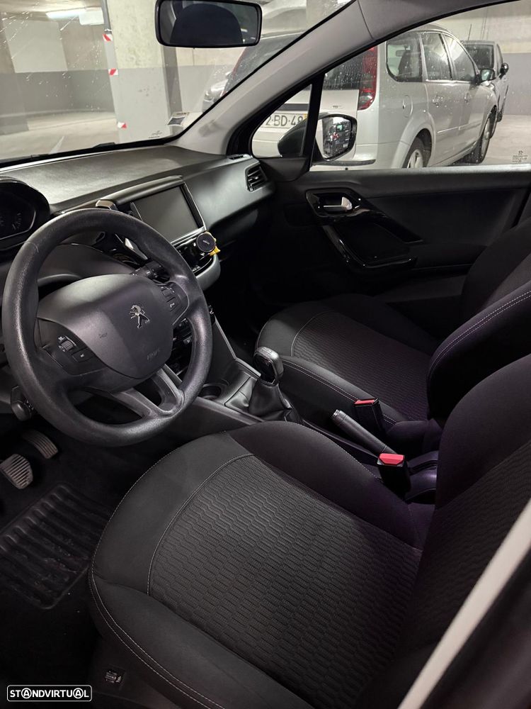 Peugeot 208 1.2 PureTech Allure - 7