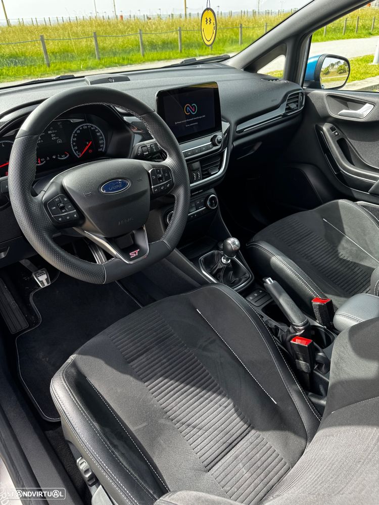 Ford Fiesta 1.5 EcoBoost ST - 9