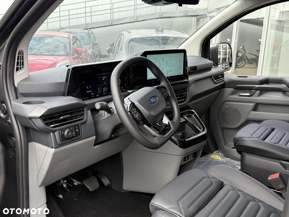 Ford Ford Tourneo Custom 2.0 170KM A8 AWD Titanium 320 L1 - 9