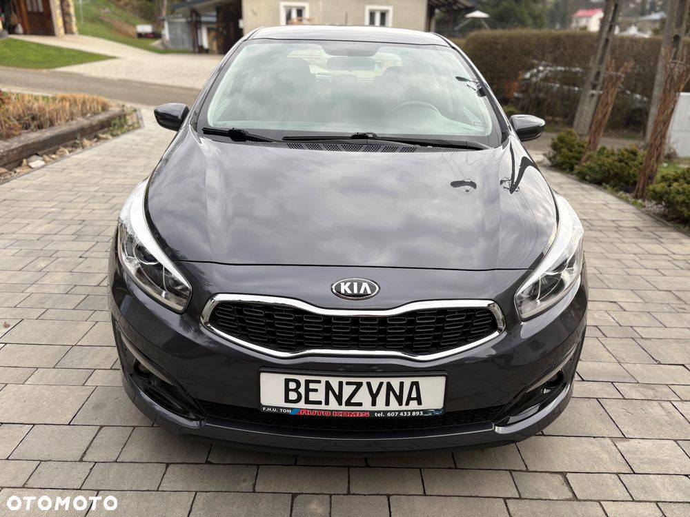 Kia Ceed - 3