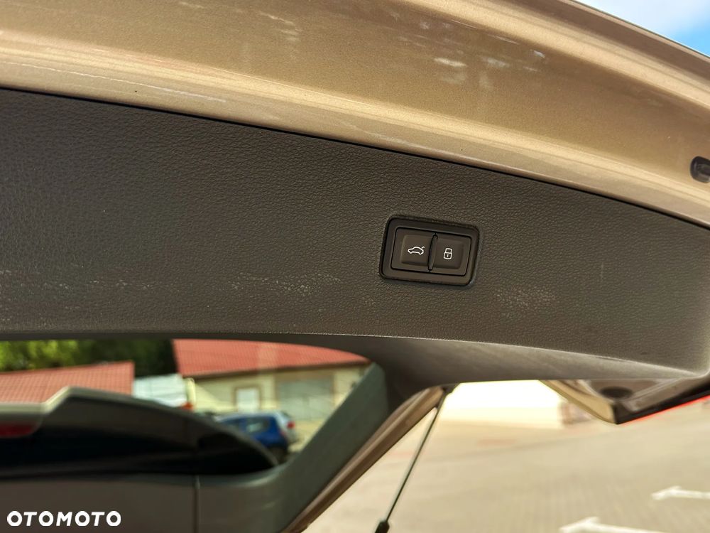 Audi SQ7 4.0 TDI Quattro Tiptronic - 38