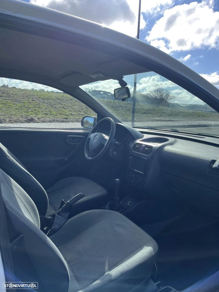 Opel Corsa - 8