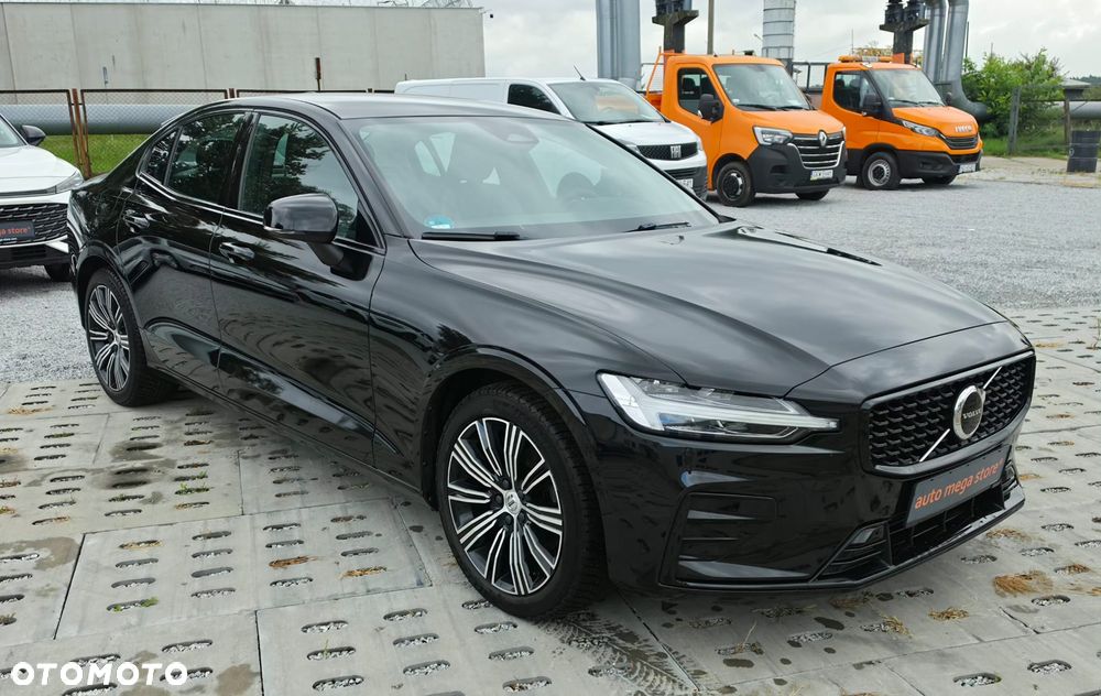 Volvo S60 B4 B DKG Plus Dark - 5