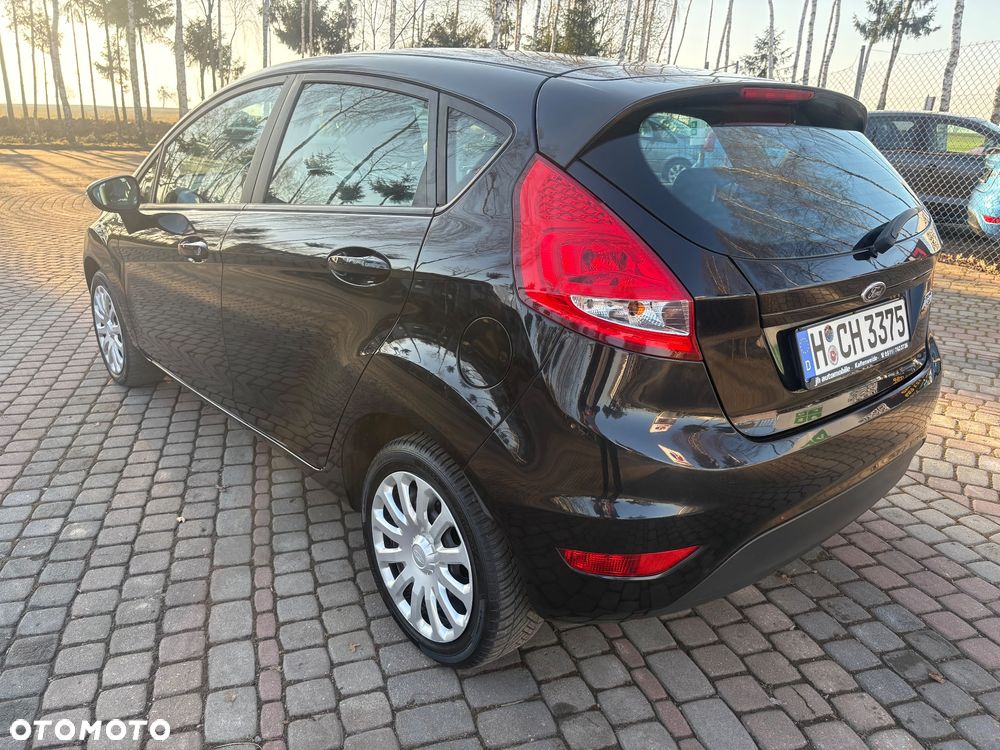 Ford Fiesta 1.25 Champions Edition - 35