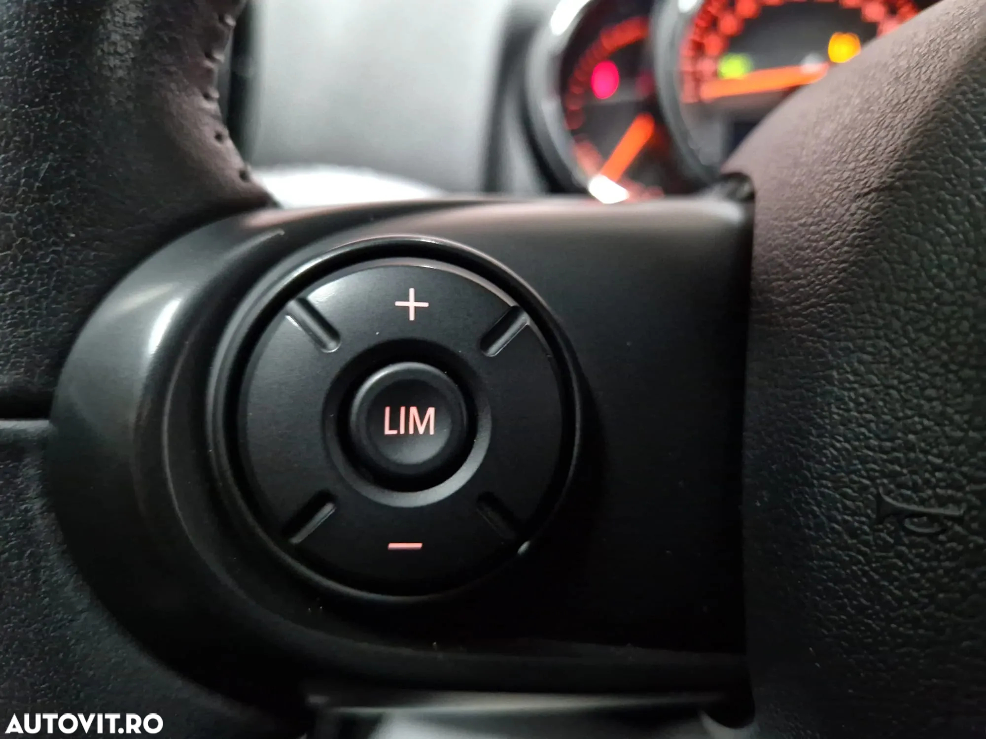 Mini Countryman Cooper S E ALL4 AT - 14