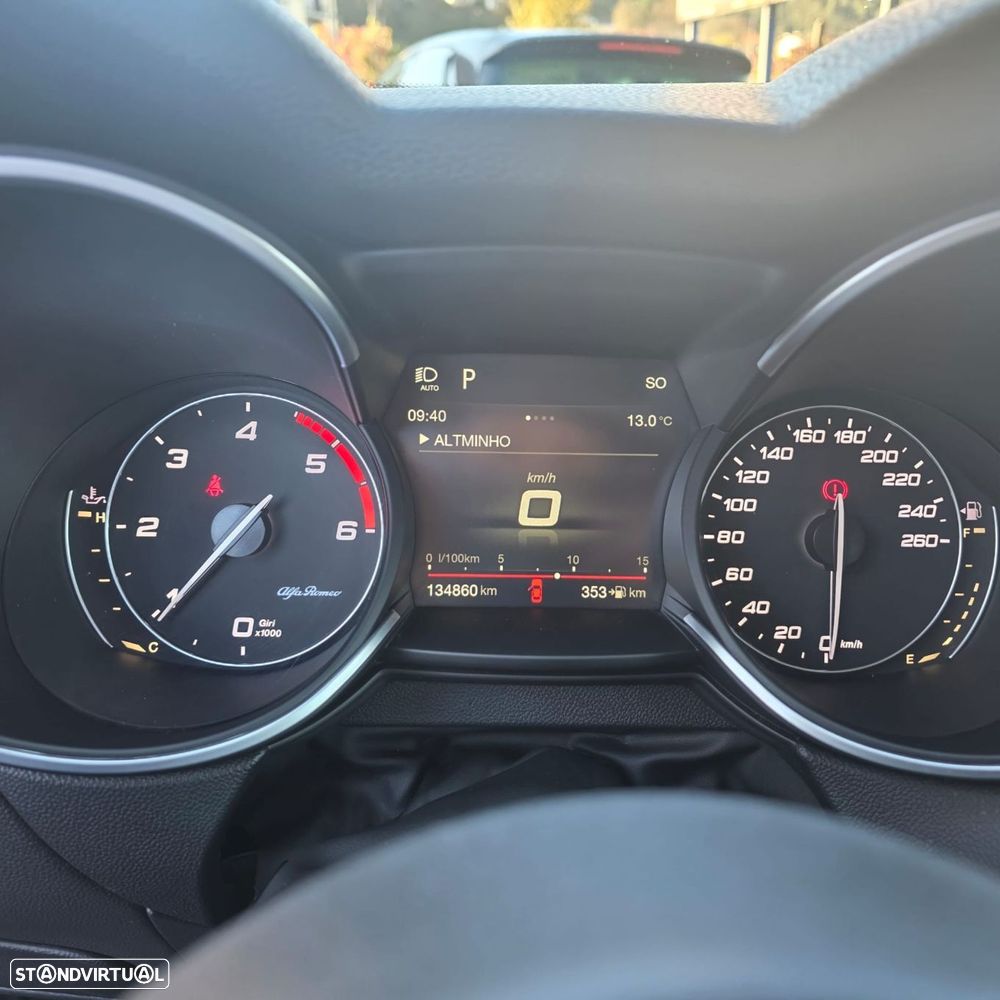 Alfa Romeo Stelvio 2.2 D Super AT8 - 22