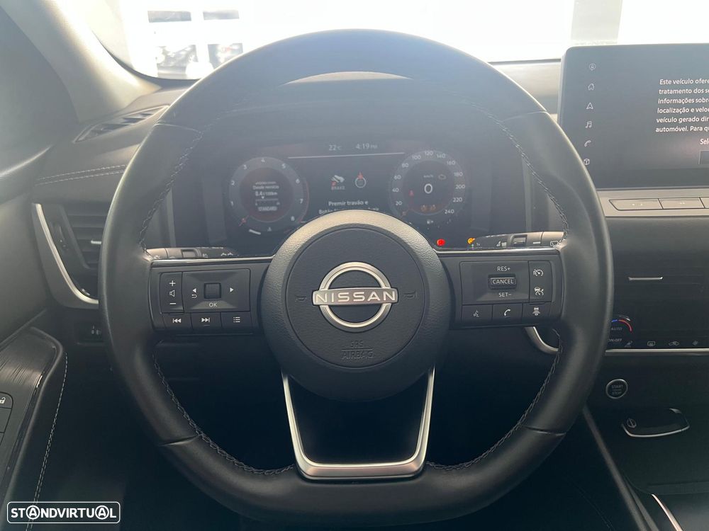 Nissan Qashqai 1.3 DIG-T N-Connecta - 15