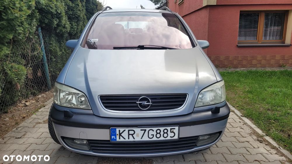 Opel Zafira 1.8 16V Elegance - 2